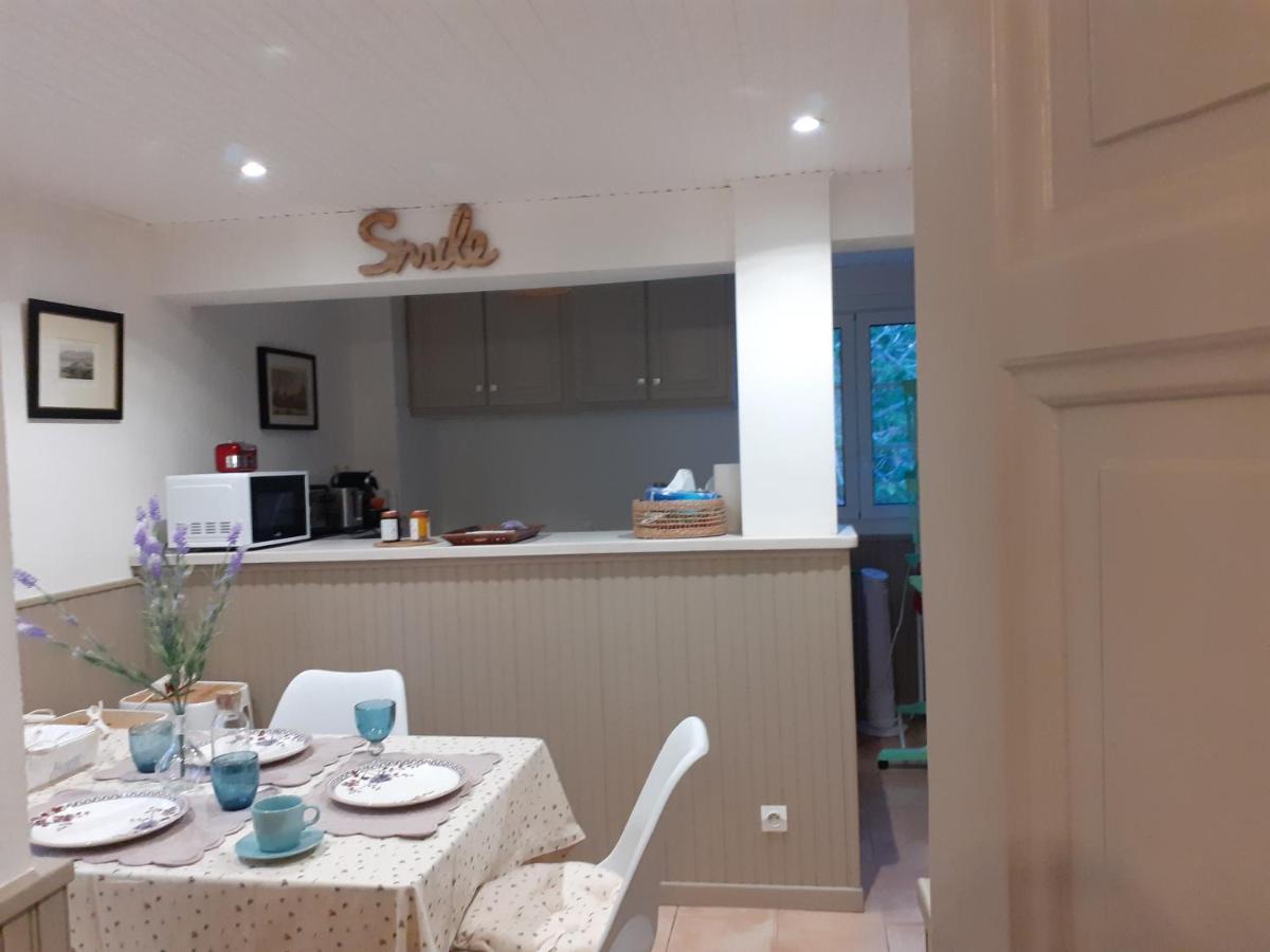 Bandol: Elegant Et Cosy 2 Pieces, Proche Ville Et Plage Dış mekan fotoğraf